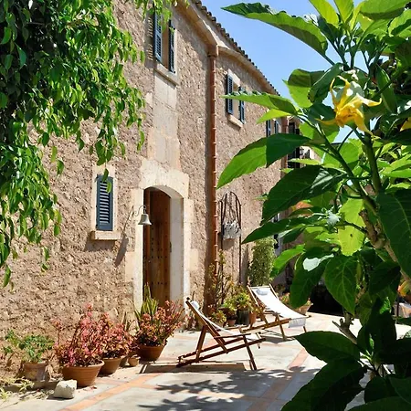 Sa Vall Farm stay *
